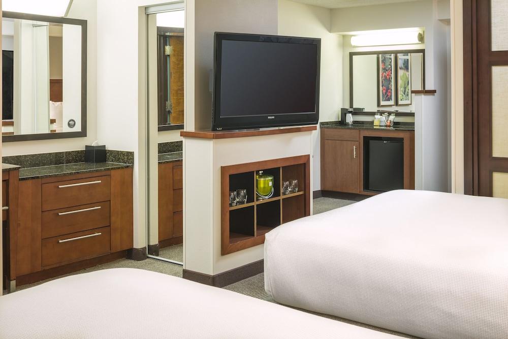 Hyatt Place San Antonio Airport/Quarry Market Экстерьер фото