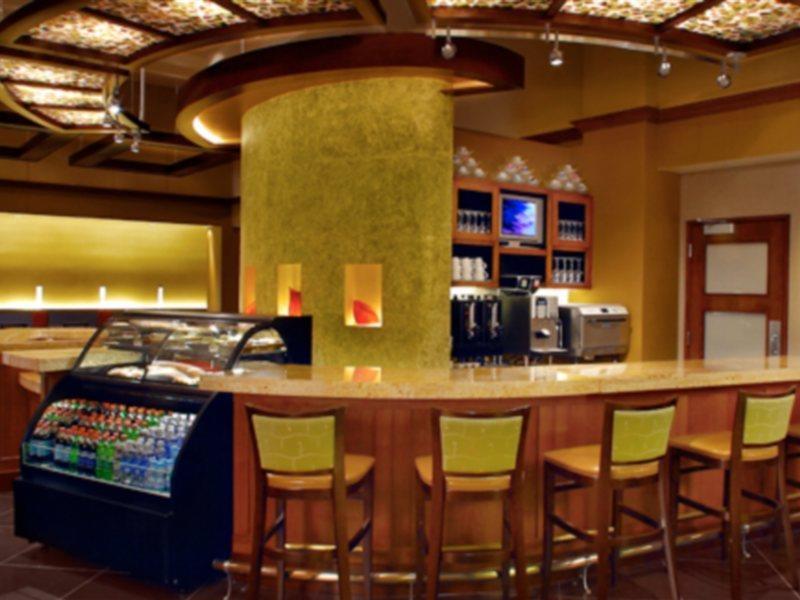 Hyatt Place San Antonio Airport/Quarry Market Экстерьер фото