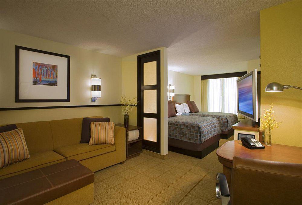 Hyatt Place San Antonio Airport/Quarry Market Номер фото